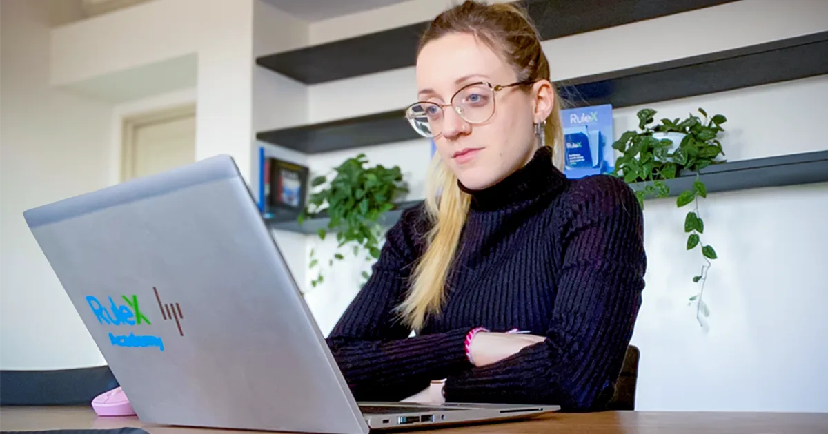 Sara Sanguineti Technical Writer • Product Sara Sanguineti Technical Writer • Product