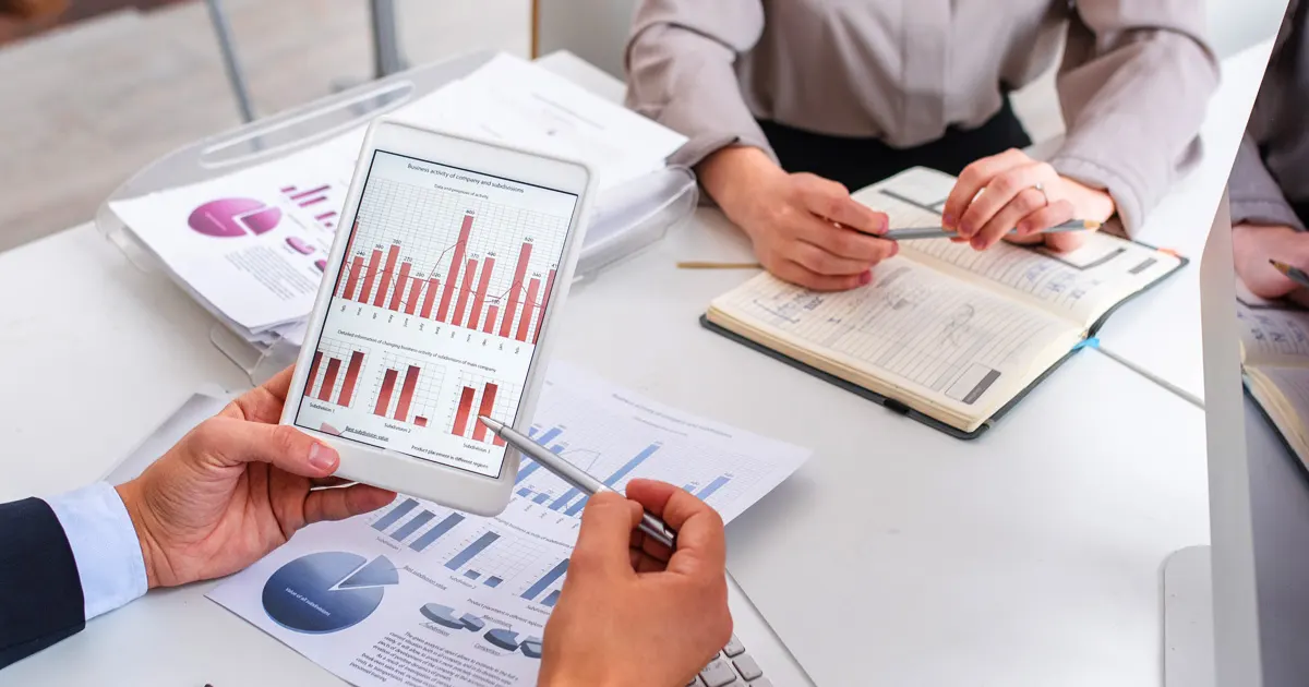 Digital transformation in action – 2 financial services case studies Digital transformation in action – 2 financial services case studies